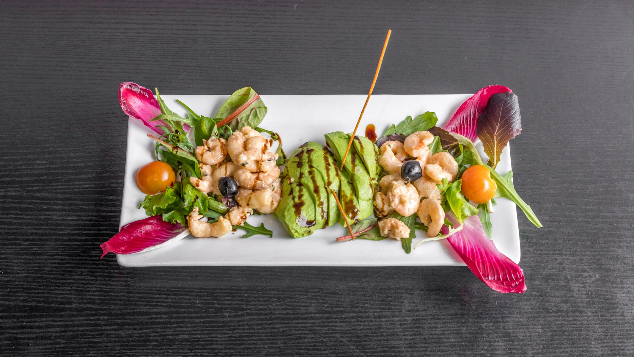 Avocado e gamberetti