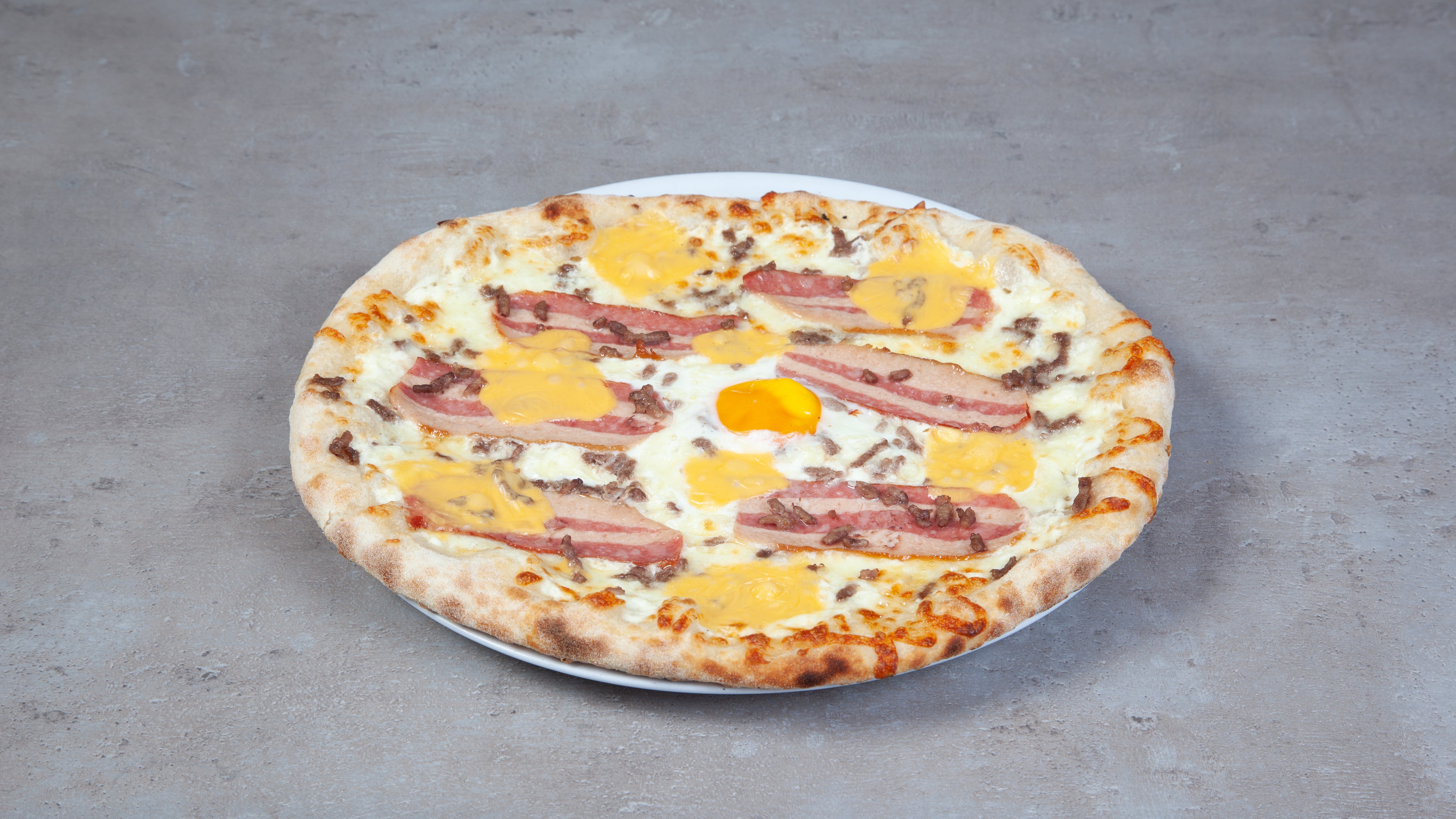 Pizza anglaise 🍕🧀🥓🐂🧀