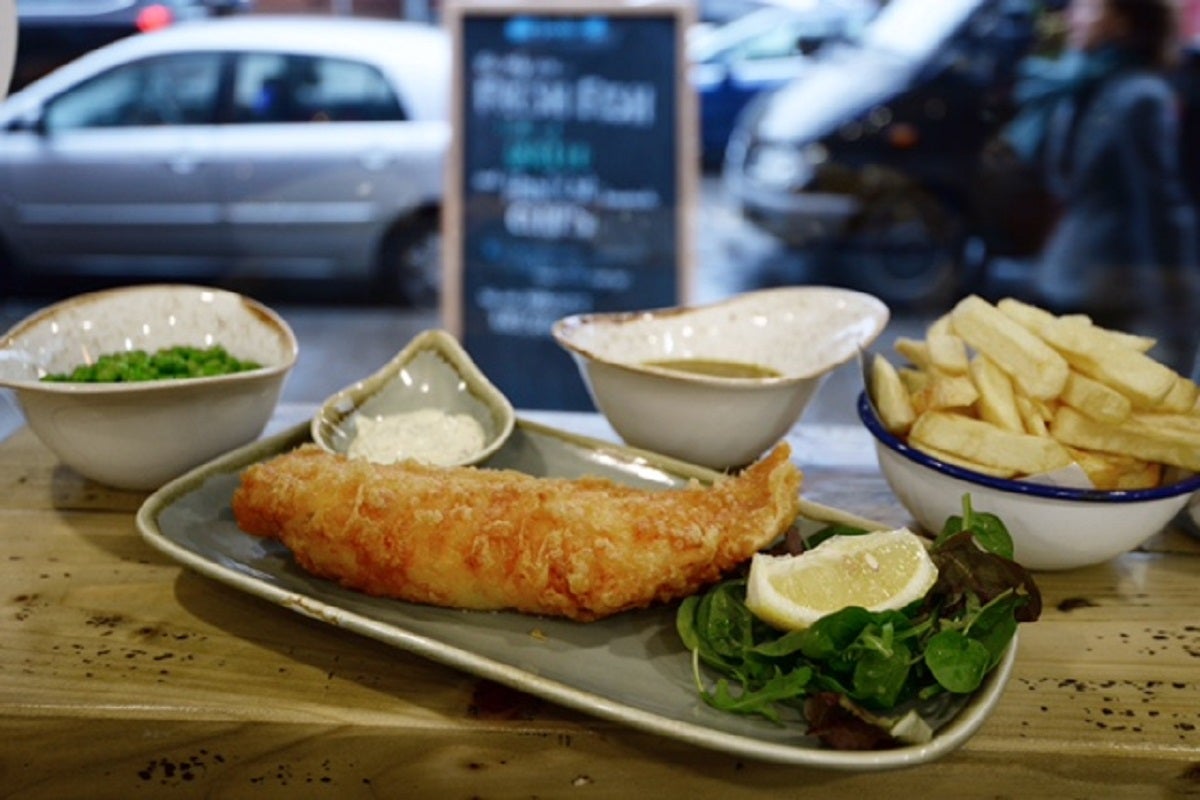 Hooked Fish & Chips delivery from Hammersmith Order with Deliveroo