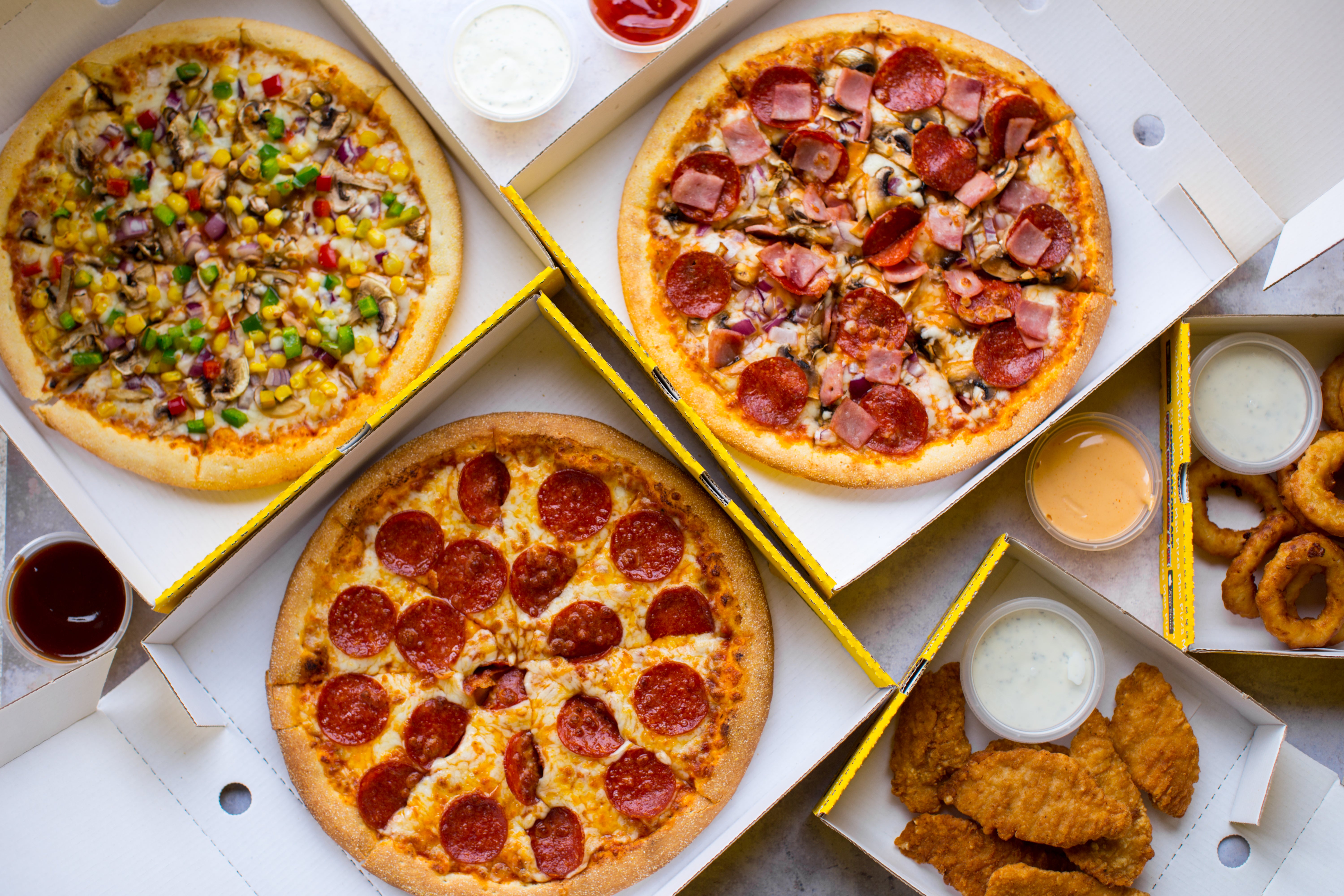 Pizza Max delivery from Blanchardstown Order with Deliveroo