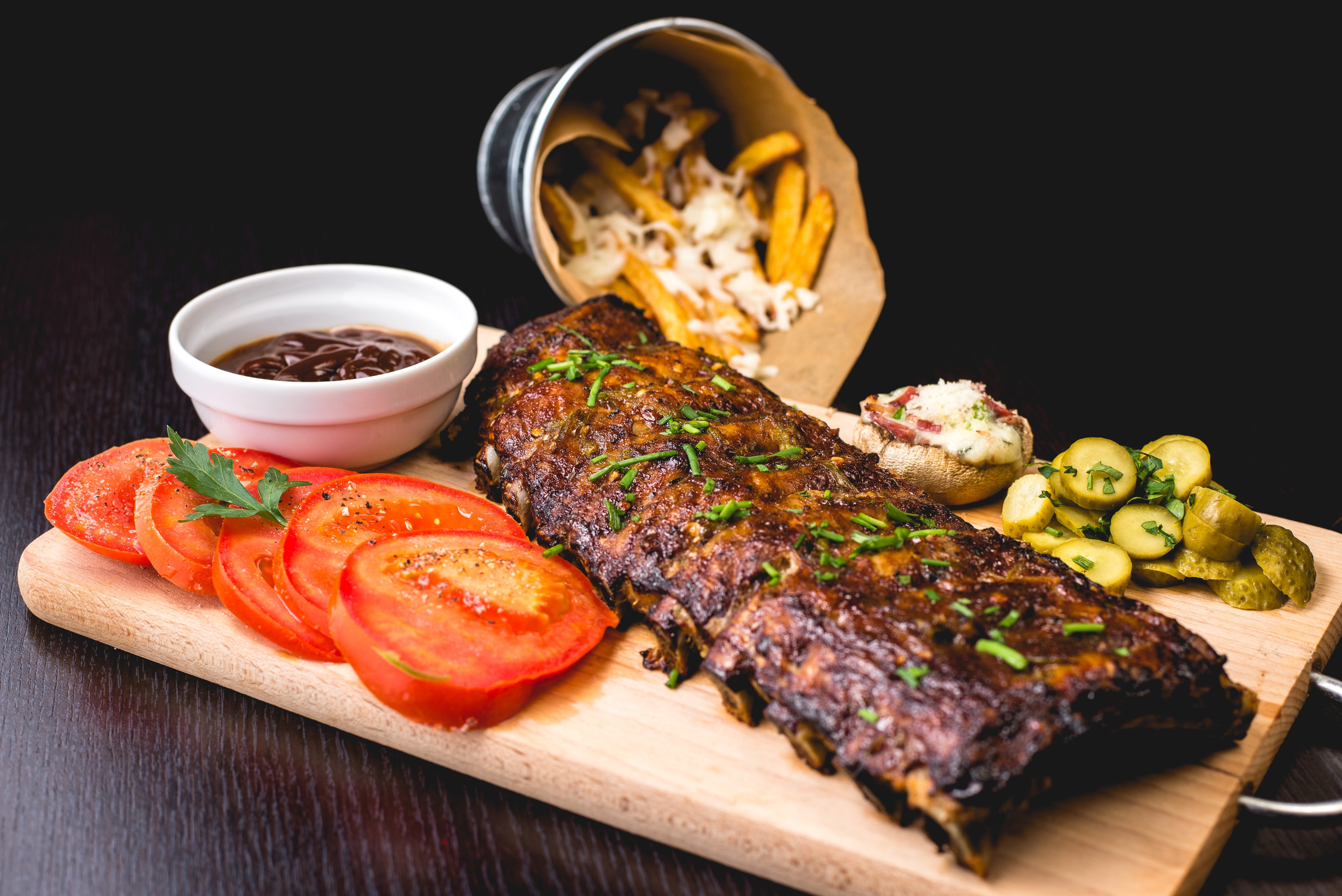 King of the Ribs van Industriekwartier Bestel met Deliveroo