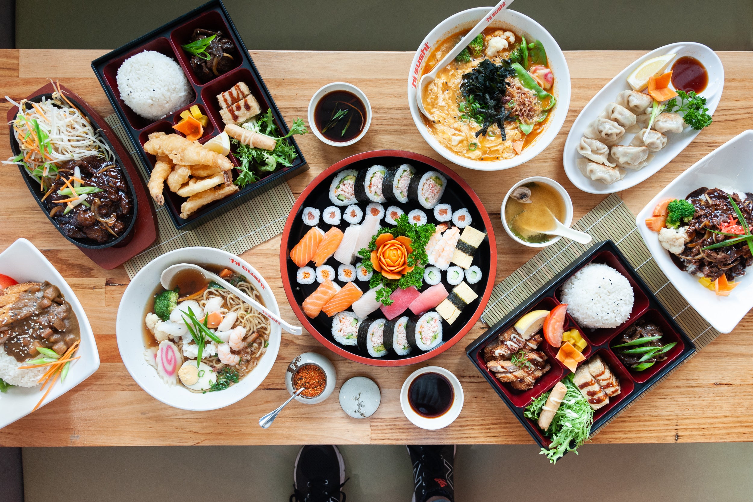 Hi Sushi & Dumplings delivery from Geelong Order with Deliveroo