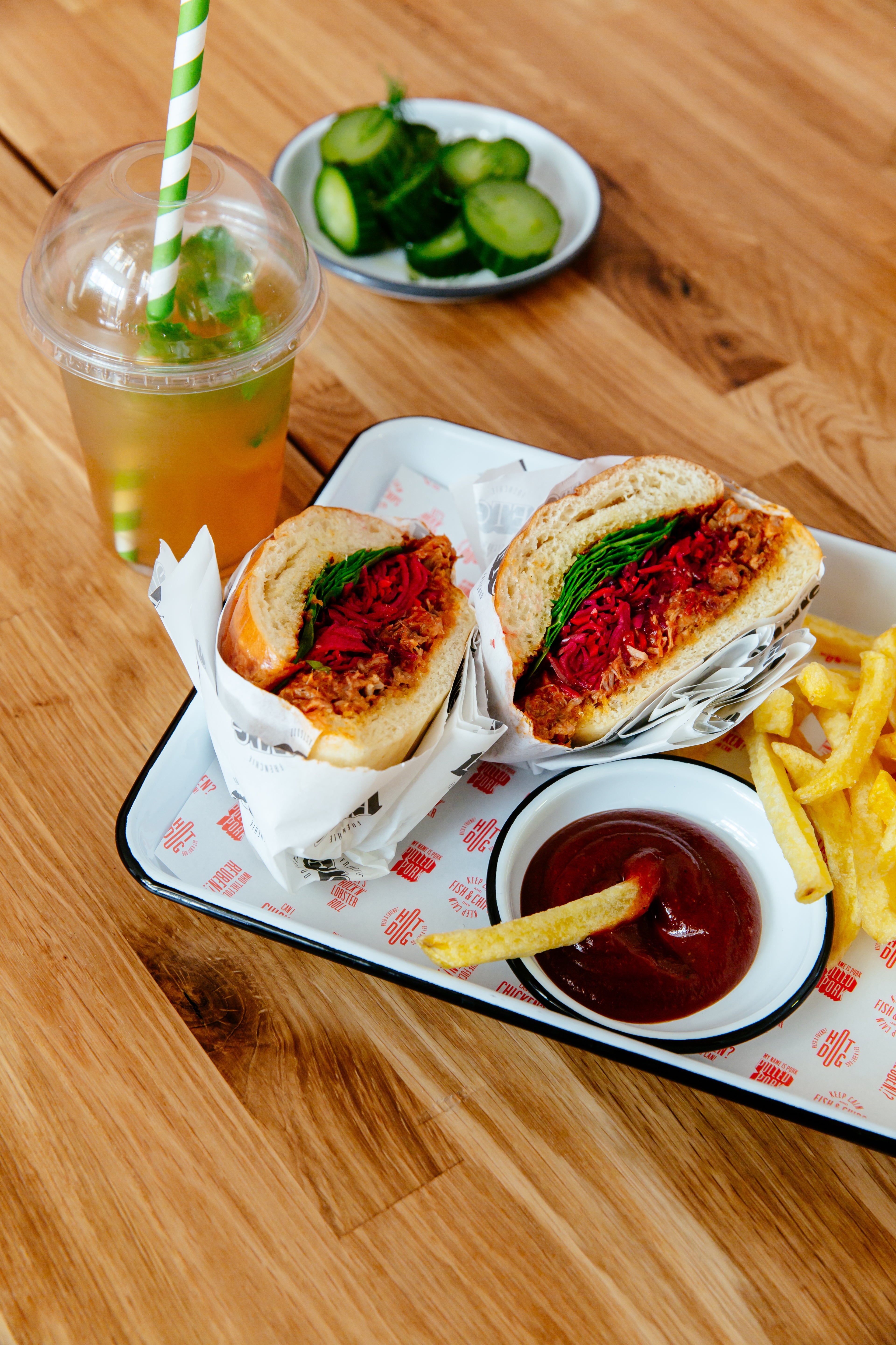 Frenchie To Go delivery from Paris 2ème Bourse Order with Deliveroo