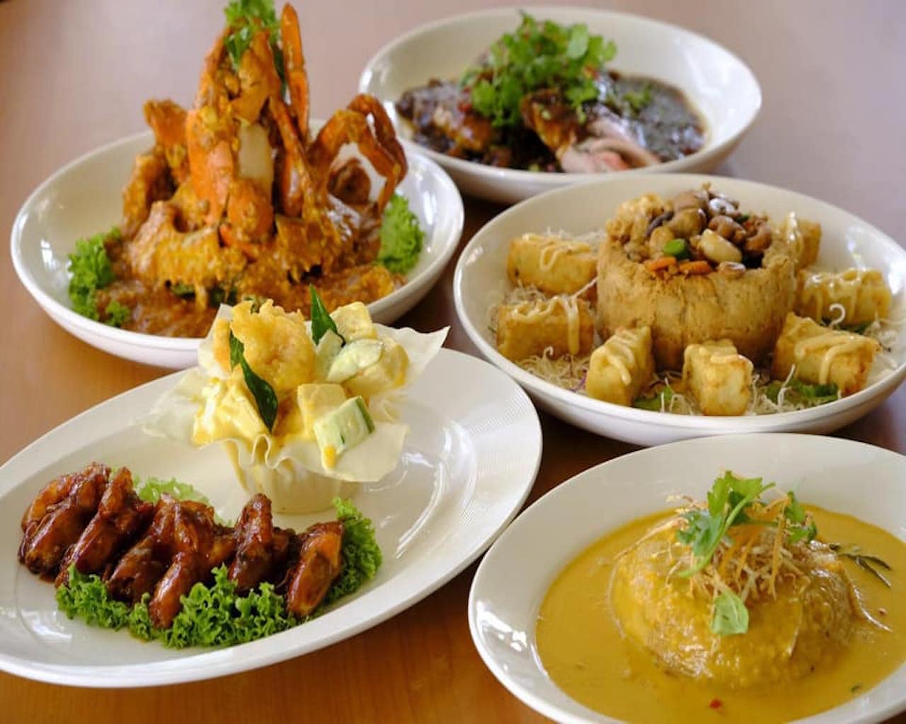 Joyous Seafood Restaurant delivery from Joo Chiat Order with Deliveroo