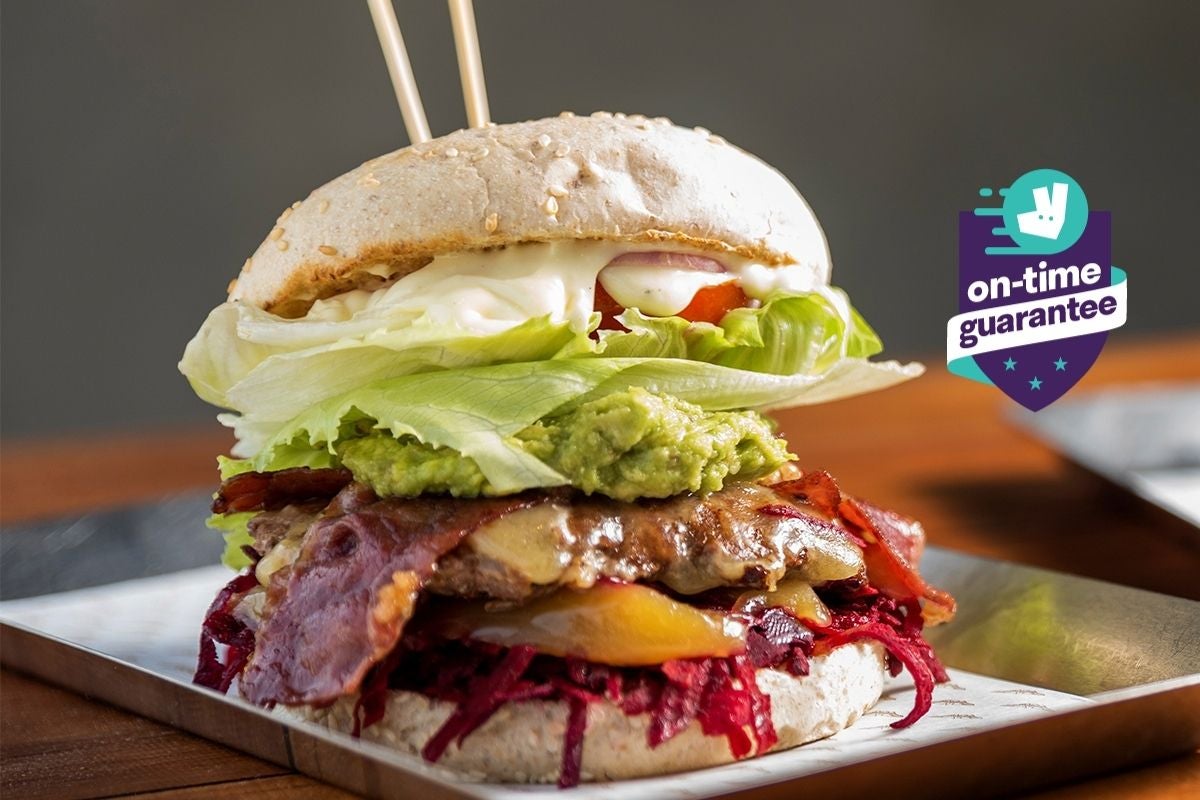 Burger Fuel DT delivery from Business Bay Order with Deliveroo