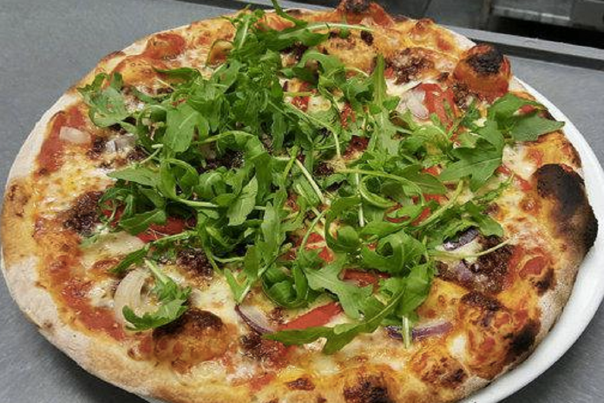 Trio Pizzeria delivery from Balham Order with Deliveroo