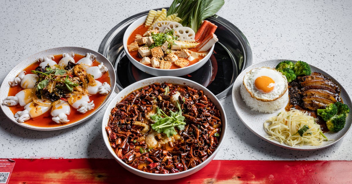 Da Long Yi Hot Pot delivery from Melbourne CBD Order with Deliveroo Da Long Yi Hot Pot delivery from Melbourne CBD Order with Deliveroo