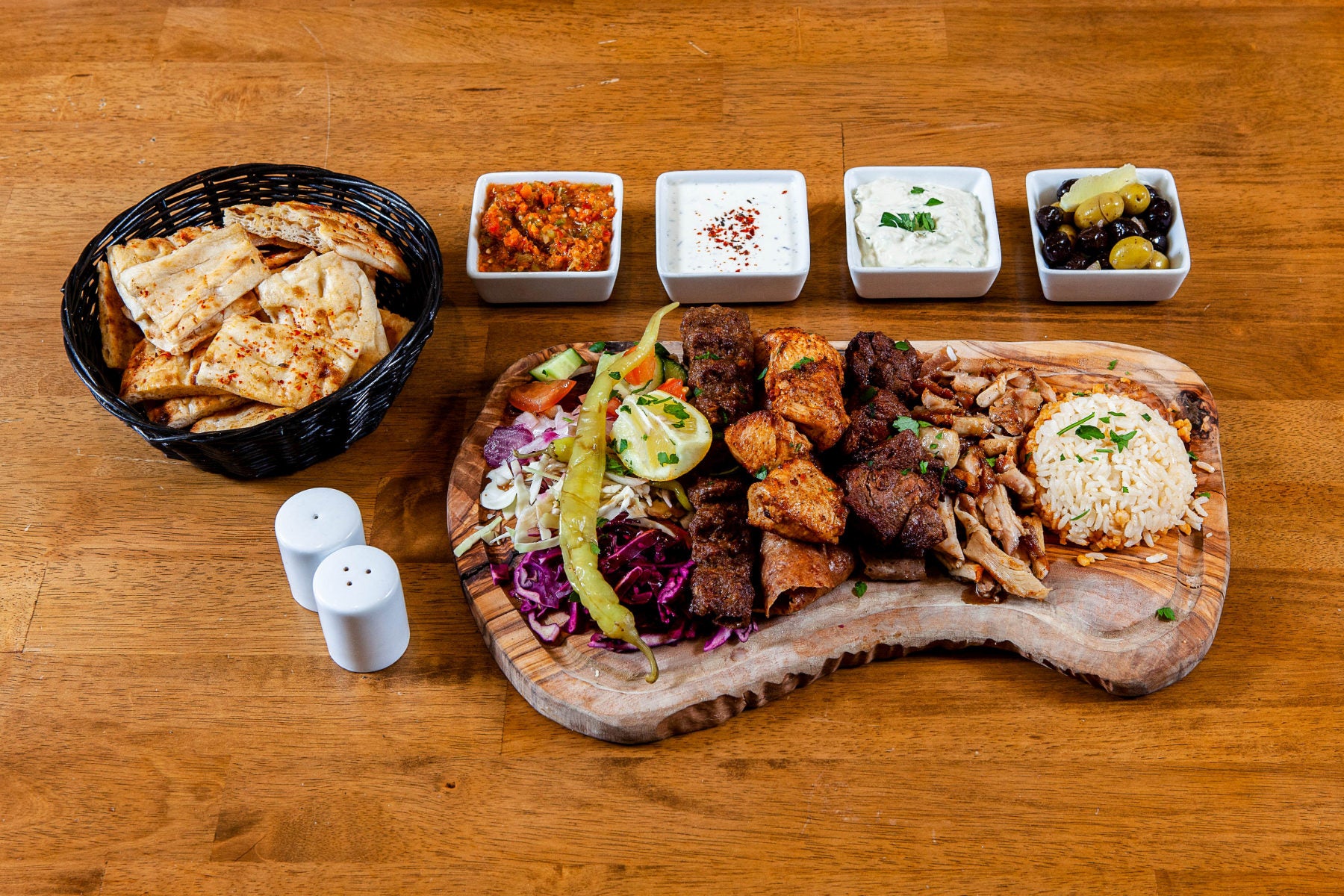 Izgara Restaurant delivery from Edgware Order with Deliveroo