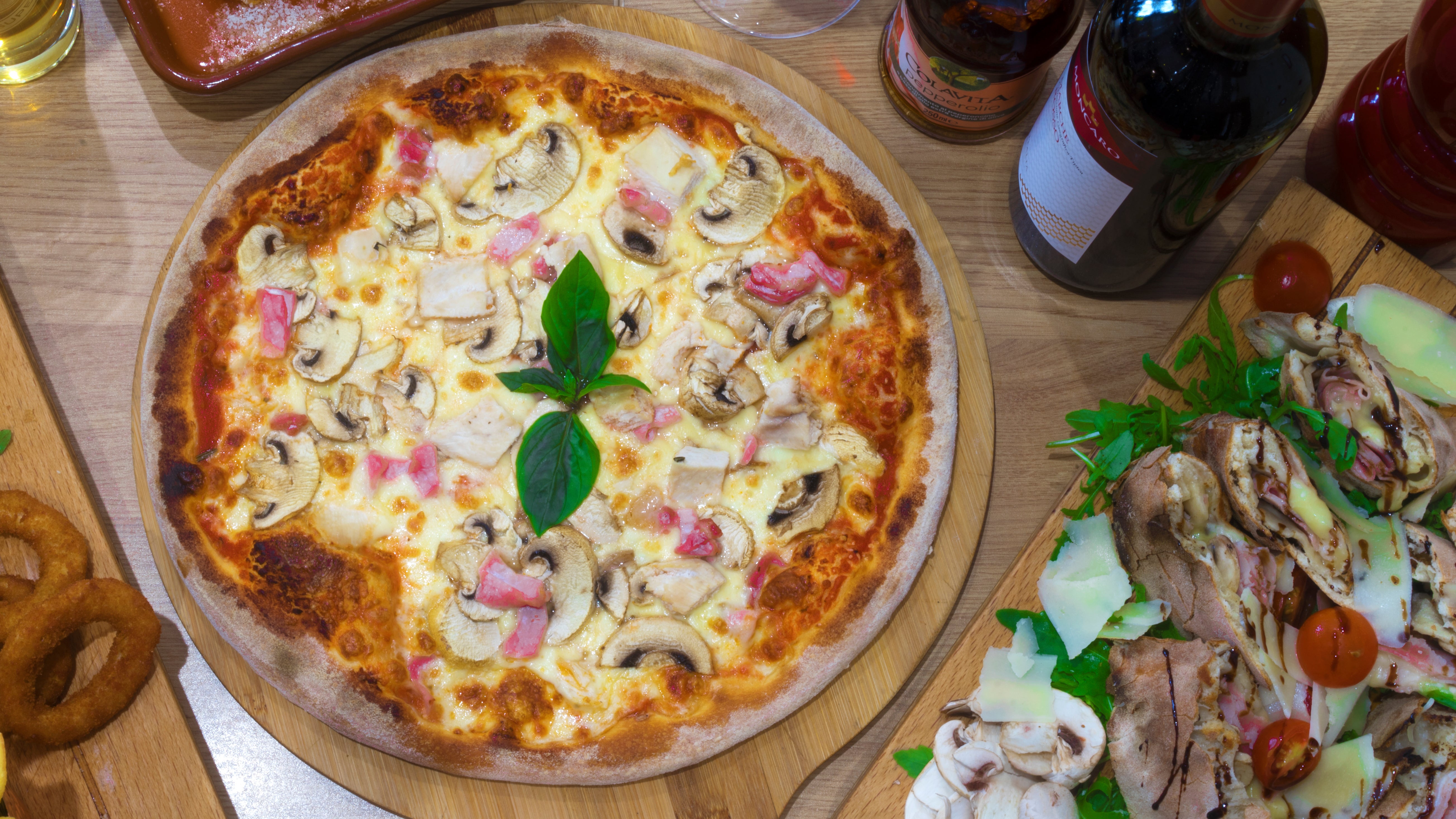 Benedicto's delivery from Worcester Order with Deliveroo