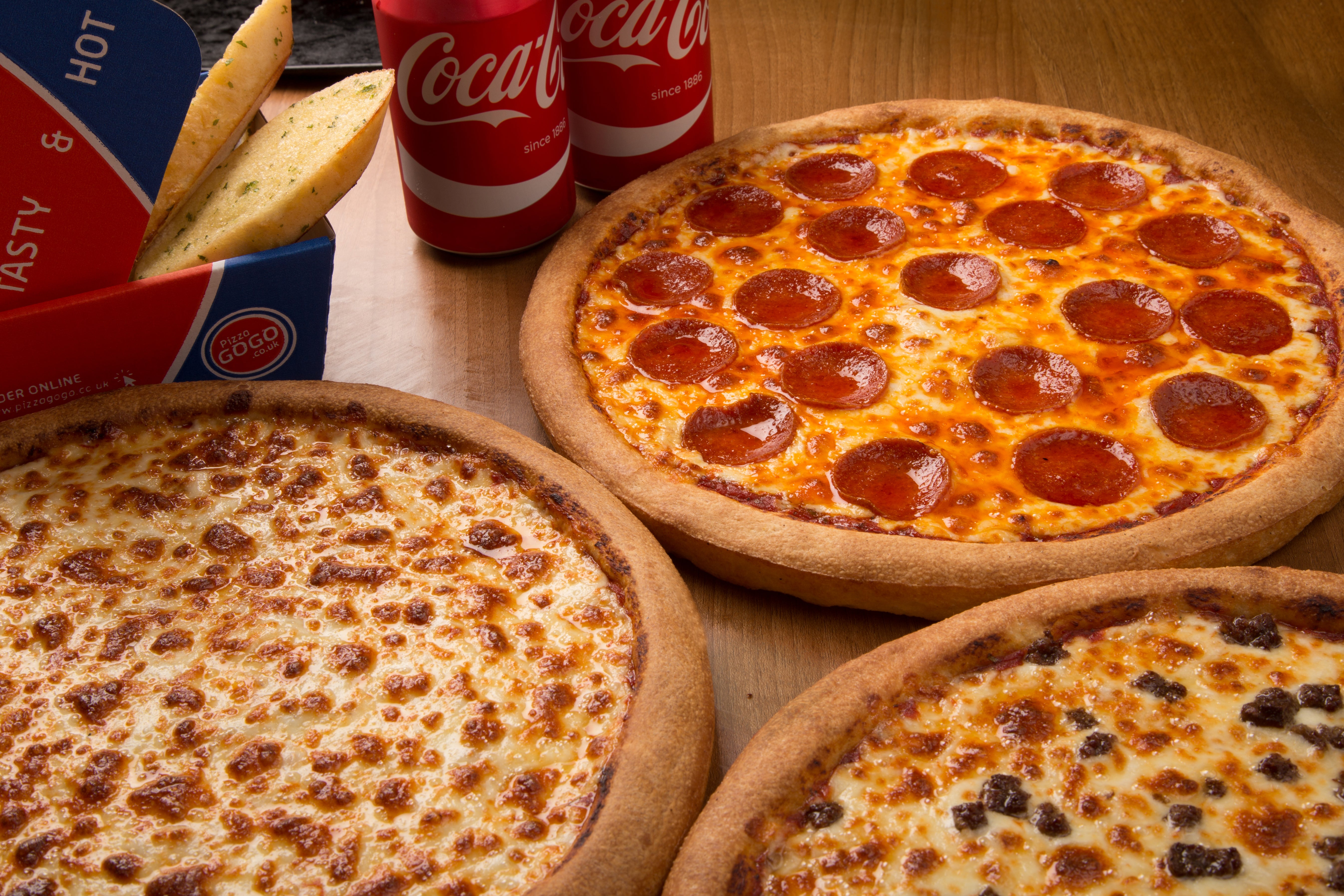 Pizza GOGO delivery from Cotham Order with Deliveroo