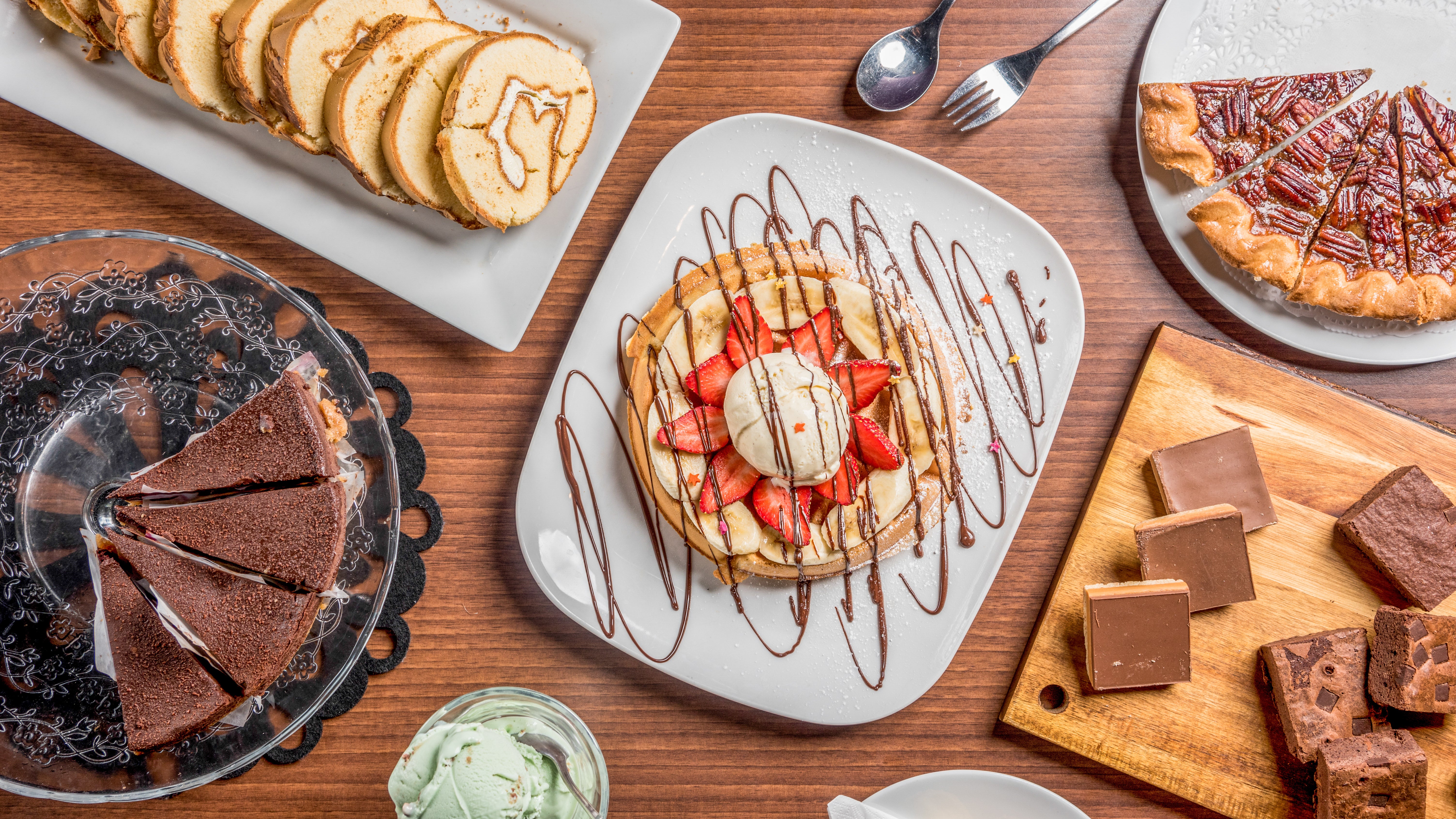 Little Dessert Shop delivery from Wolverhampton City Centre Order with Deliveroo