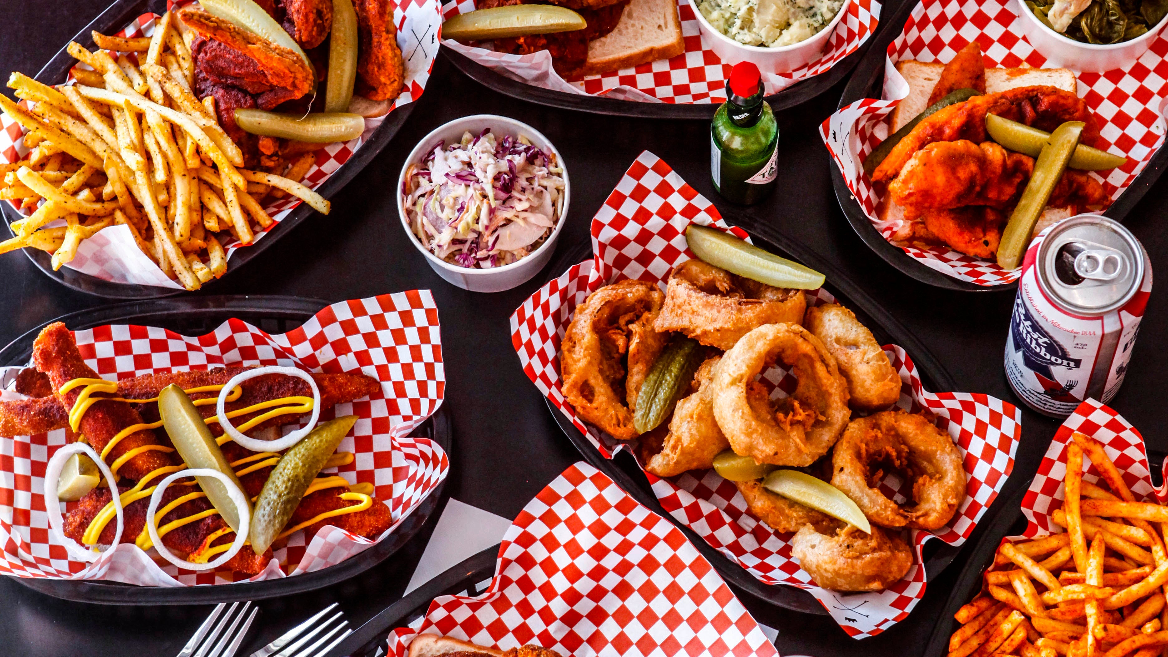 The Hot Chicken Project delivery from Geelong Order with Deliveroo