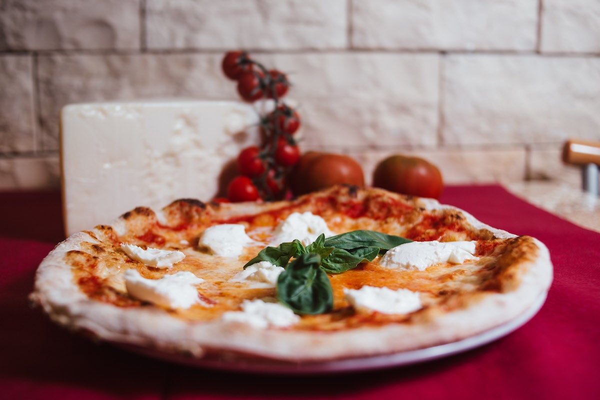 Lo Spuntino delivery from Siderno Order with Deliveroo