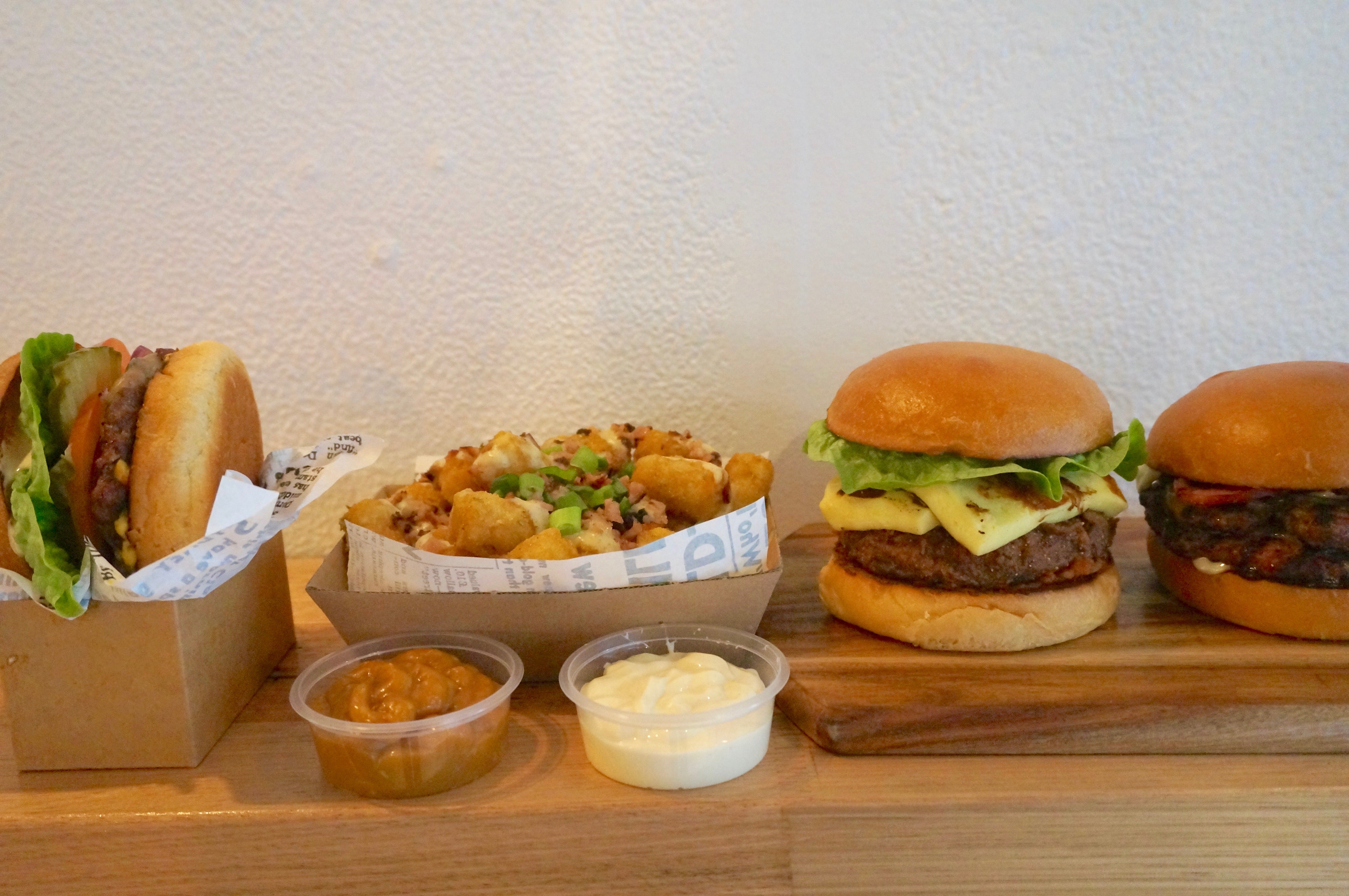 Burger Johnny delivery from Geelong Order with Deliveroo