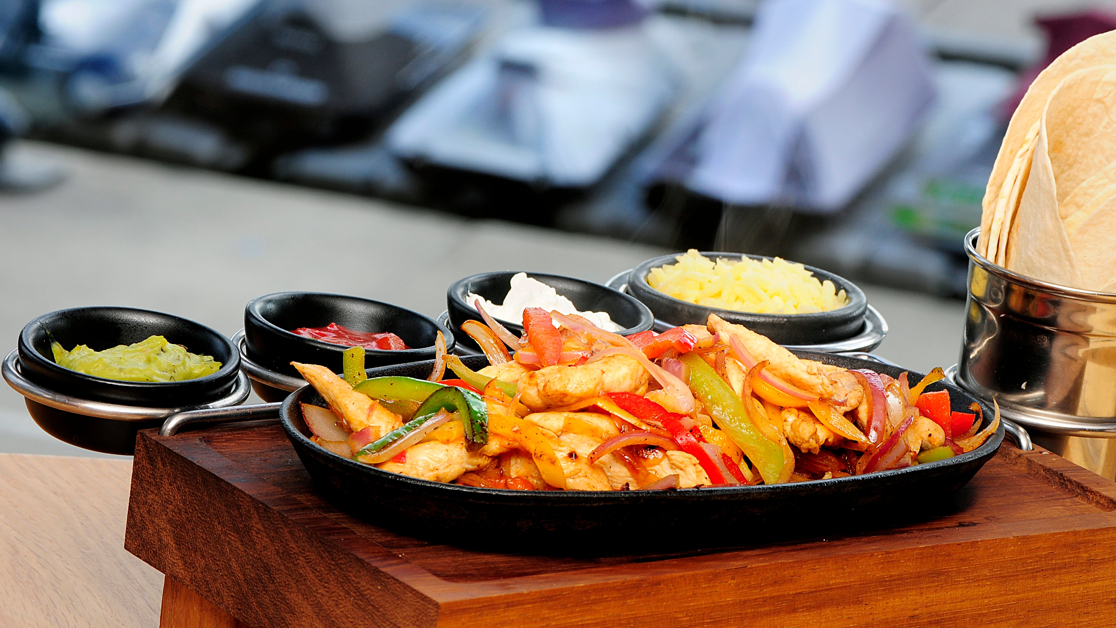 Banana Wharf delivery from Southampton City Centre Order with Deliveroo