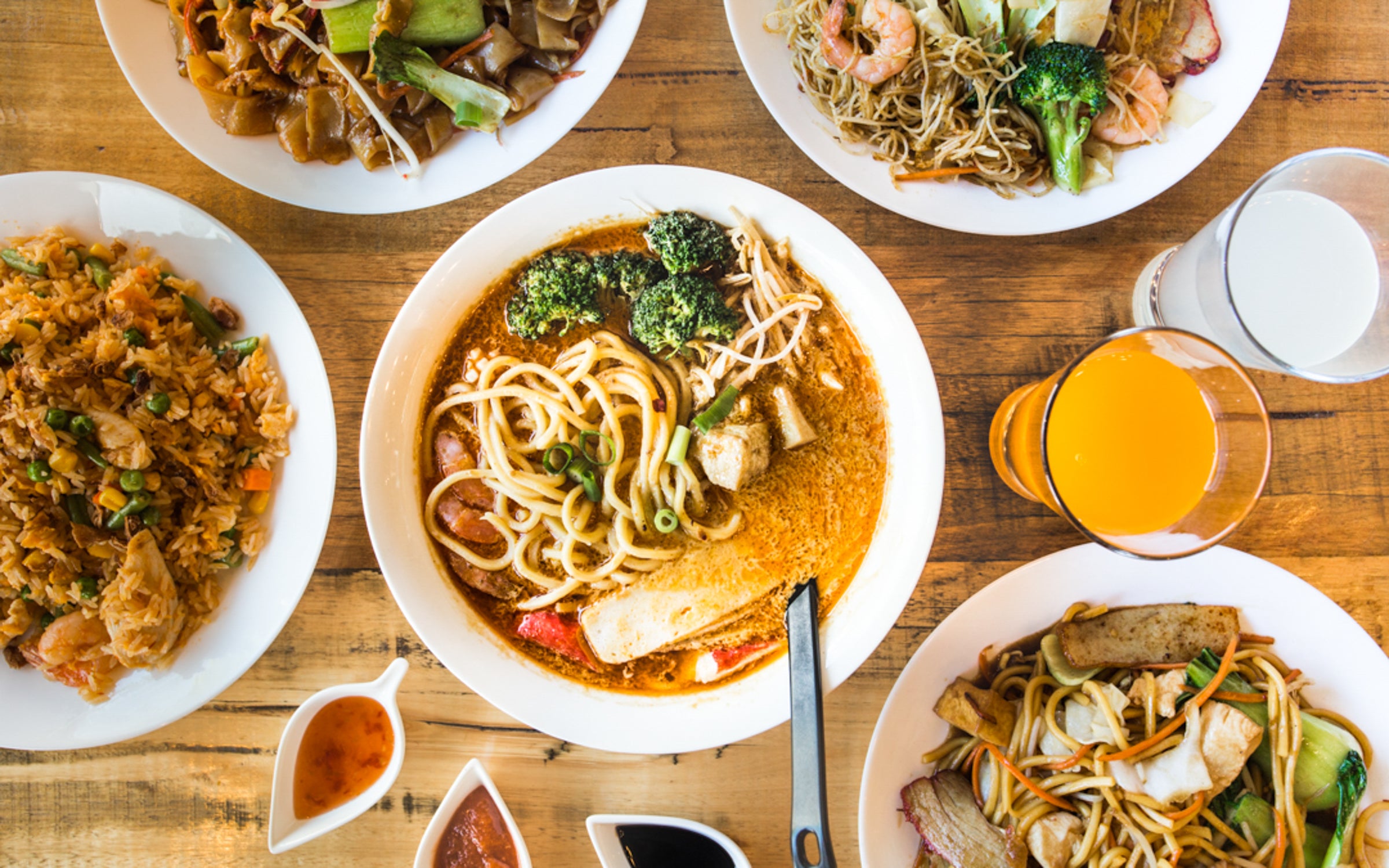 Noodle Hut and Snack Bar delivery from St Kilda Order with Deliveroo