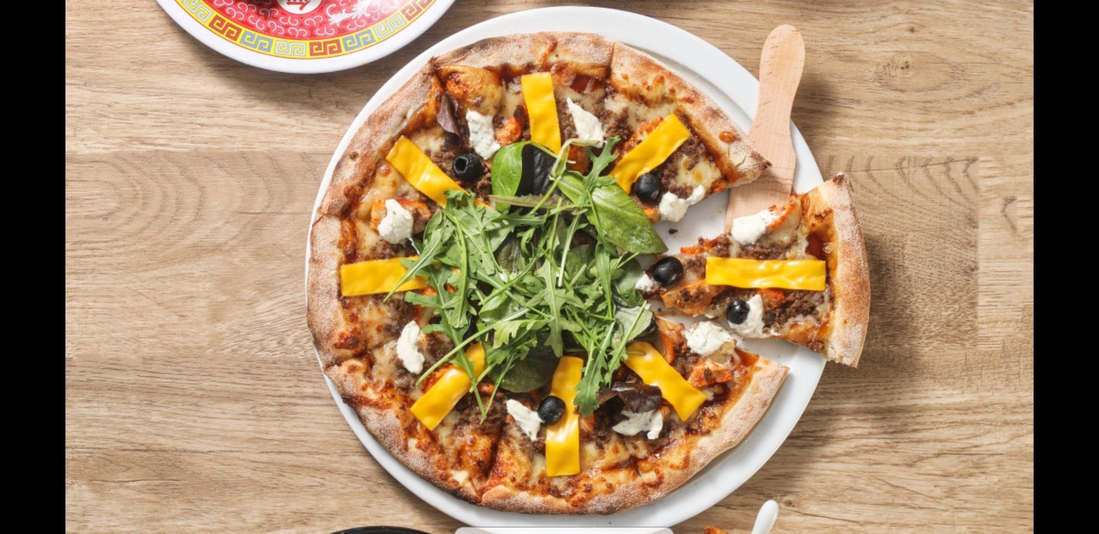 Livraison French Pizza à Versailles Montreuil Commandez avec Deliveroo